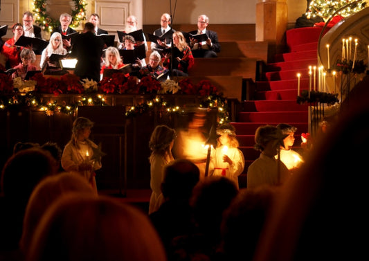 Lichter und Legenden: Die jährliche Lucia-Tradition